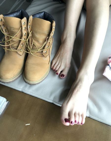 中国女人野外做爰视频在线看_无删减在线播放