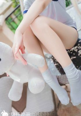 含精入睡h性瘾合租高h_BD英语高清完整版播放
