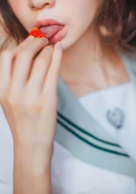 素人人妻在线按摩不卡_720高清电影在线